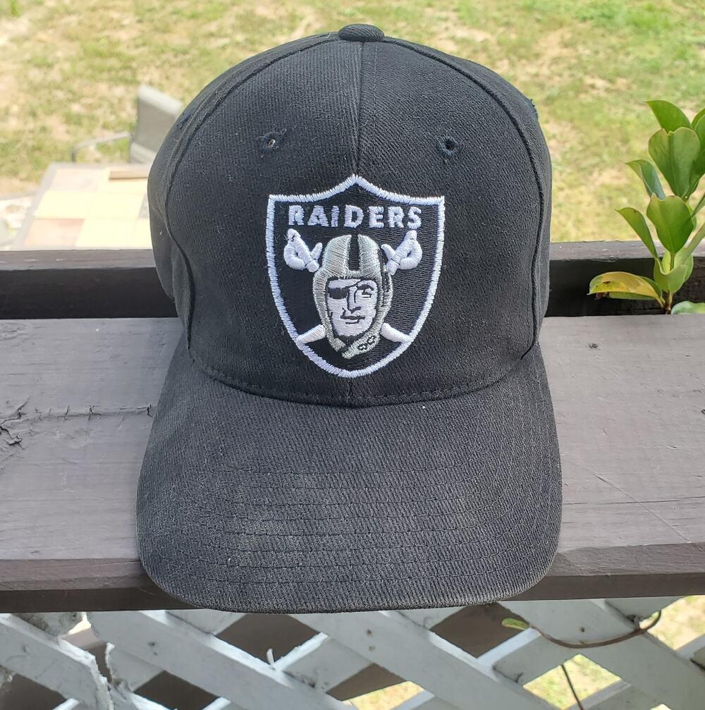 Vintage 90s Oakland Raiders Logo Athletic Strap Back Hat Cap